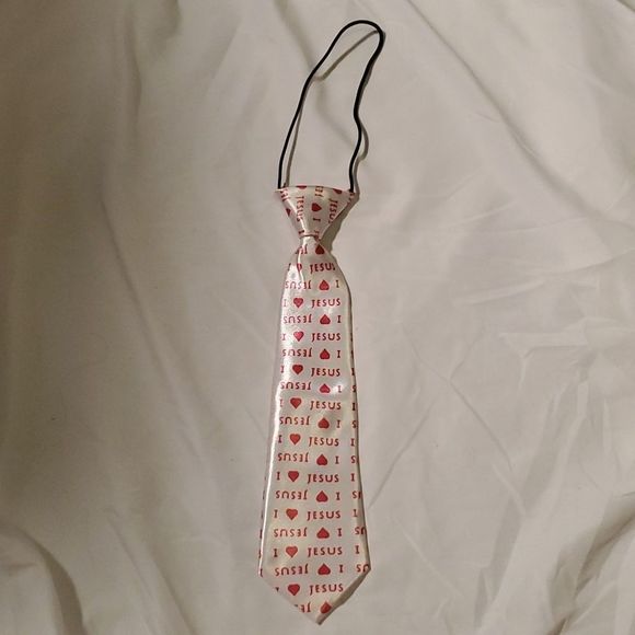 NEW I ❤️ JESUS TIE - Picture 1 of 2